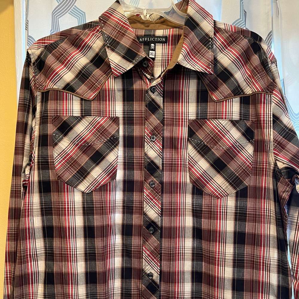 Brand:  Affliction button down plaid long sleeve button down shirt.